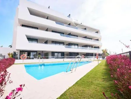 Sealine Homes Апартаменты *