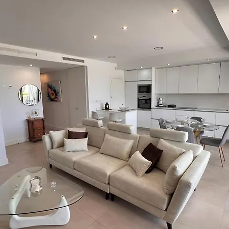 Sealine Homes Апартаменты