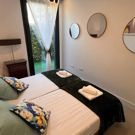 Sealine Homes Апартаменты *