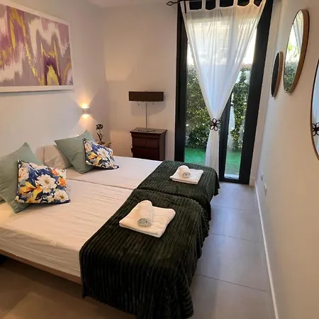 Sealine Homes Апартаменты *